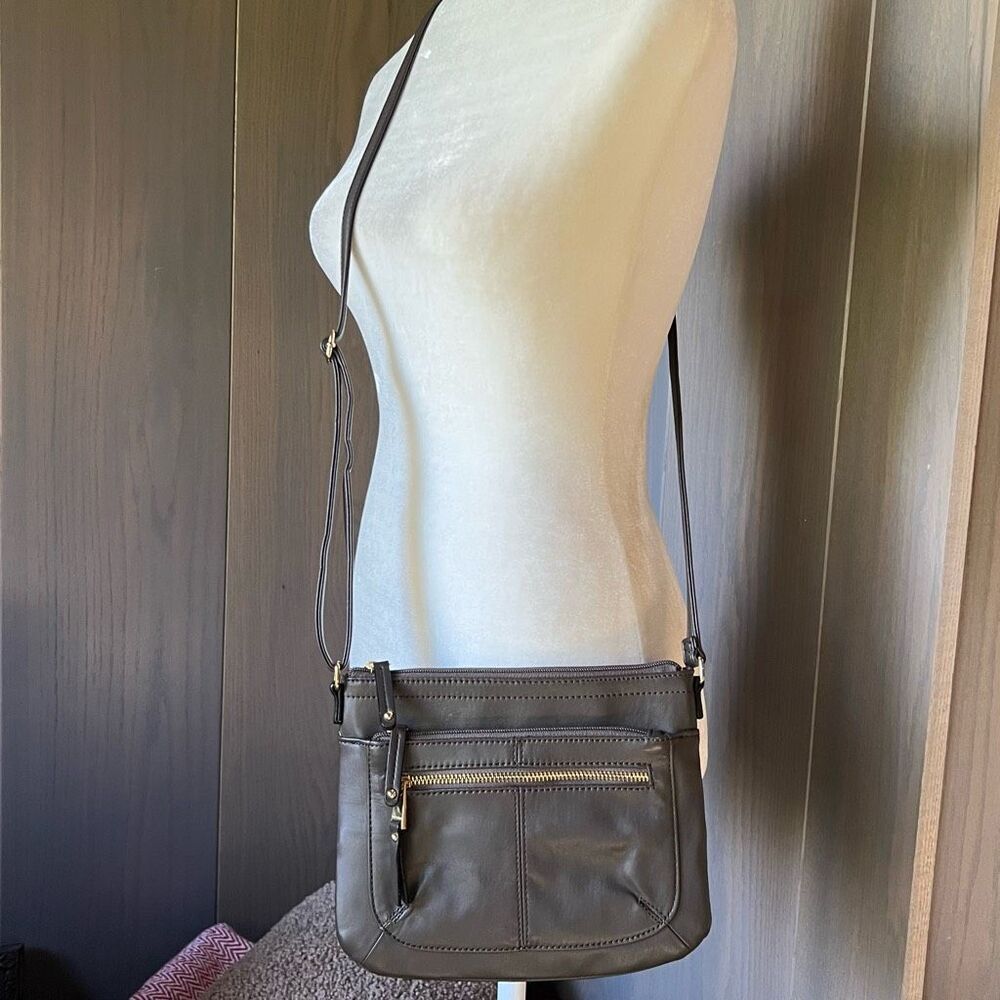TIGNANELLO Leather Crossbody Organizer - Picture 2 of 10